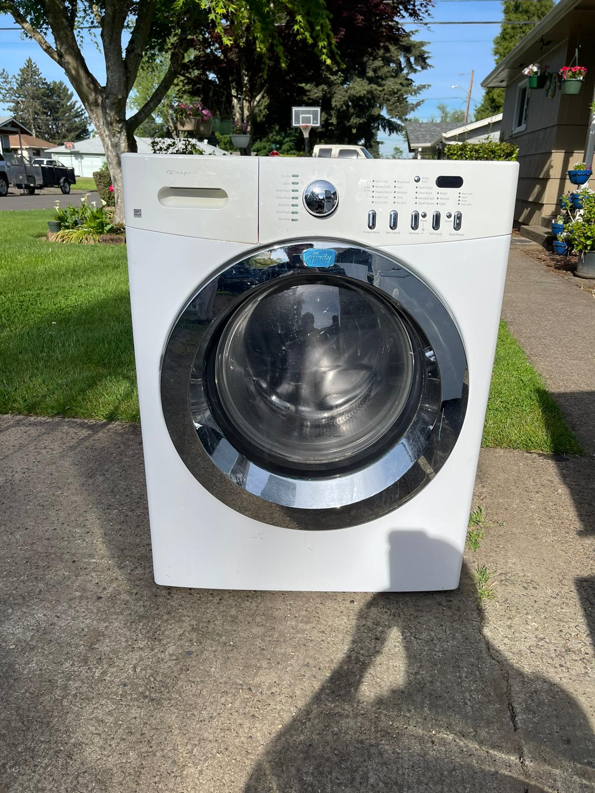 Real major household appliance handled by Free Reliable Appliance Pickup