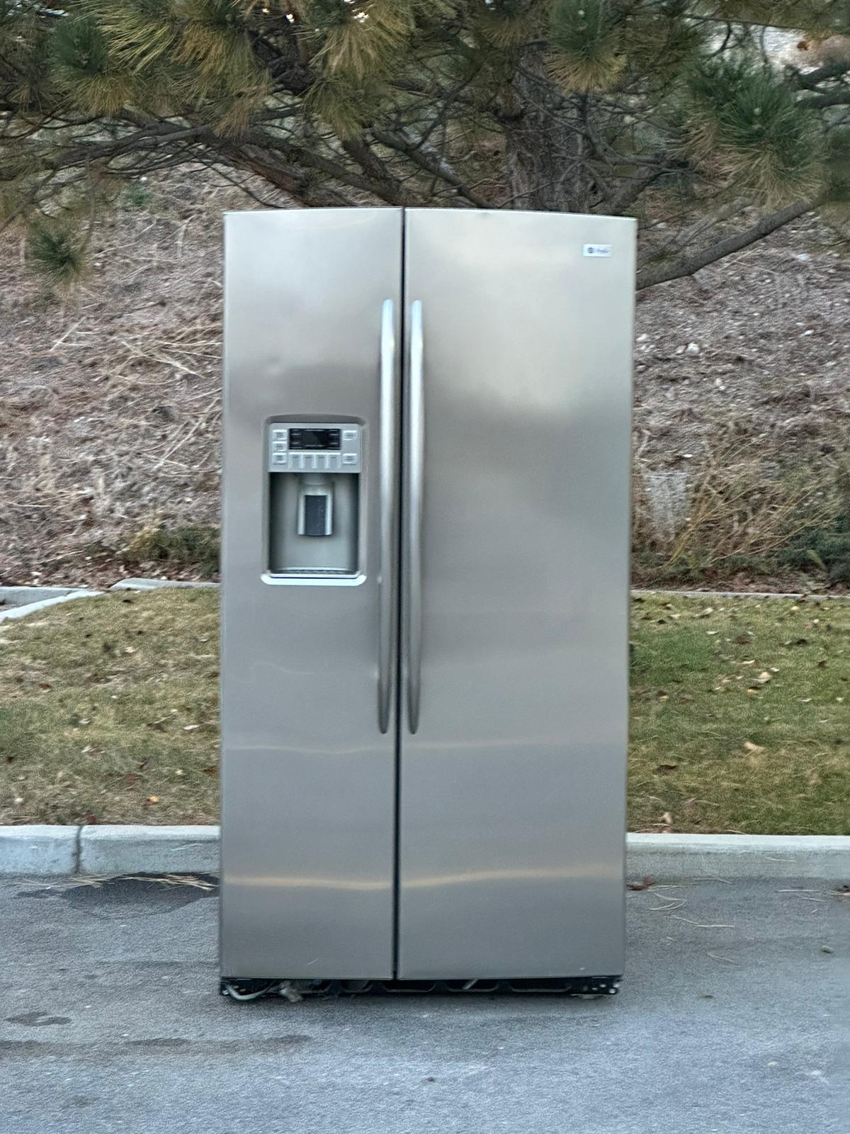 Real refrigerator for Orange County appliance pickup review