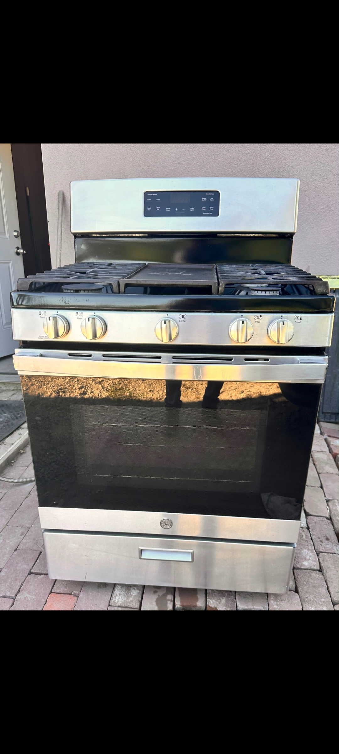 Real stove and range example for Montclair pickup review