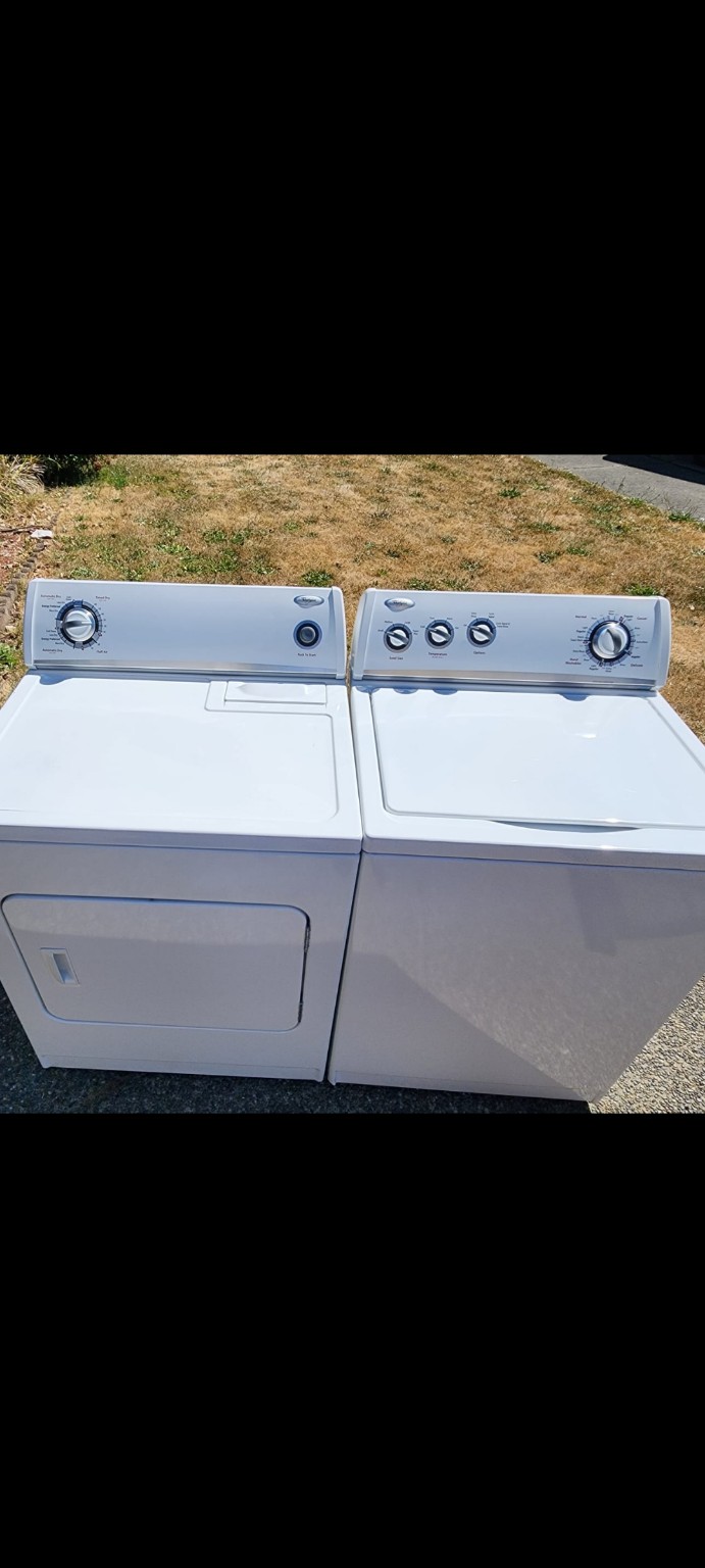 Real laundry pair photographed by Free Reliable Appliance Pickup