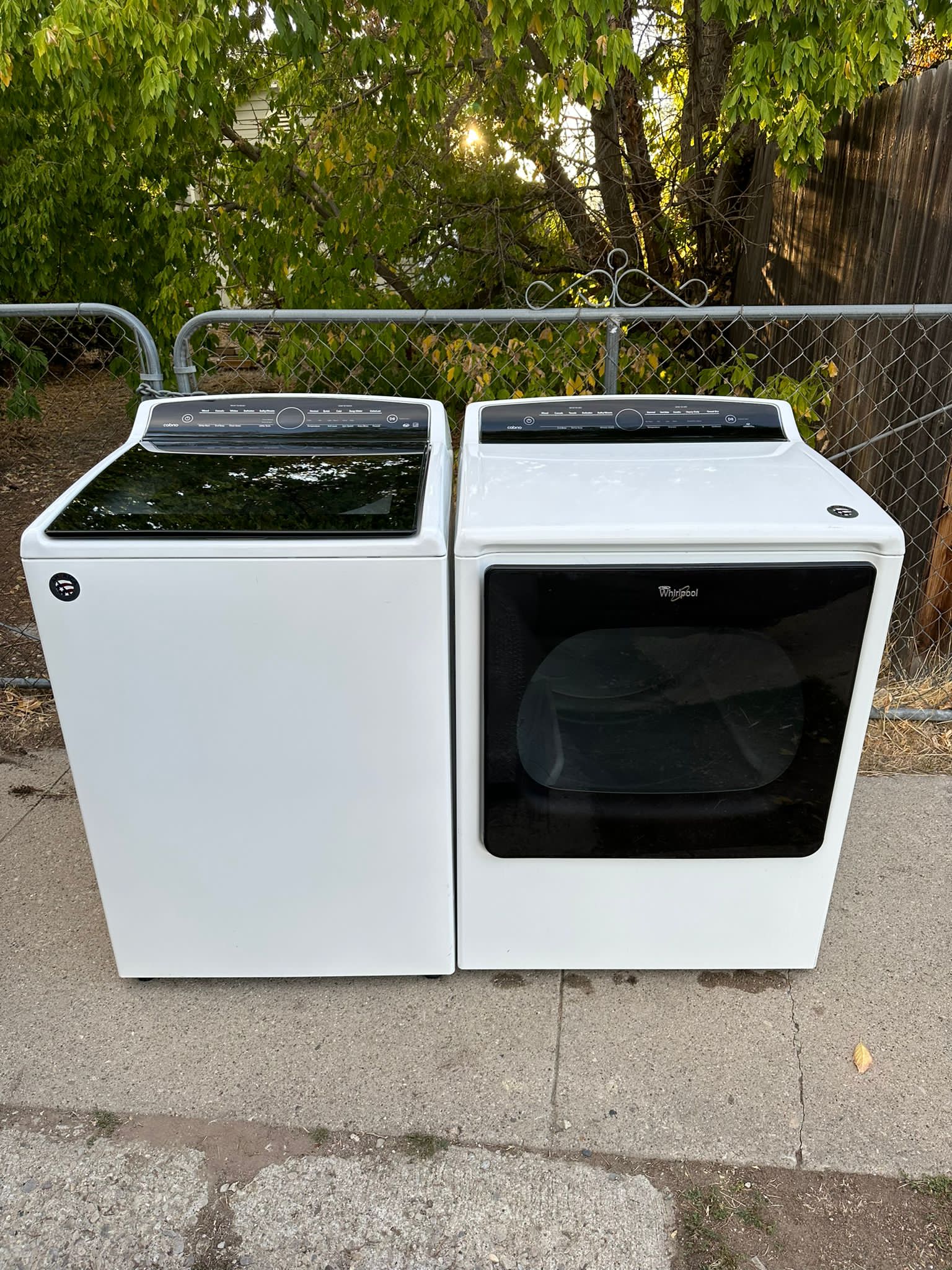 Real full-resolution washer and dryer set from our appliance work for La Cañada Flintridge pickup