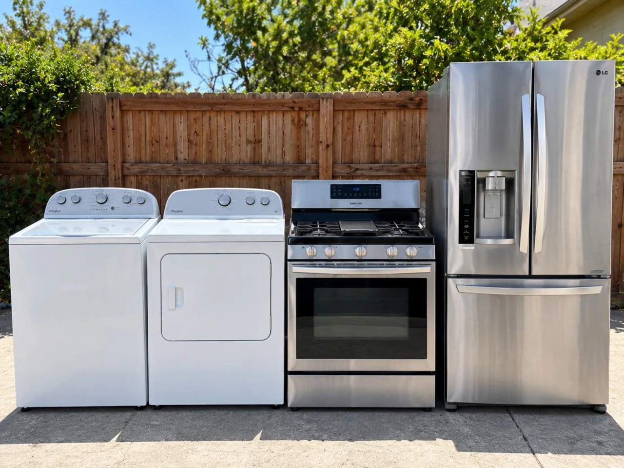 Multiple major household appliances in our appliance pickup photo collection